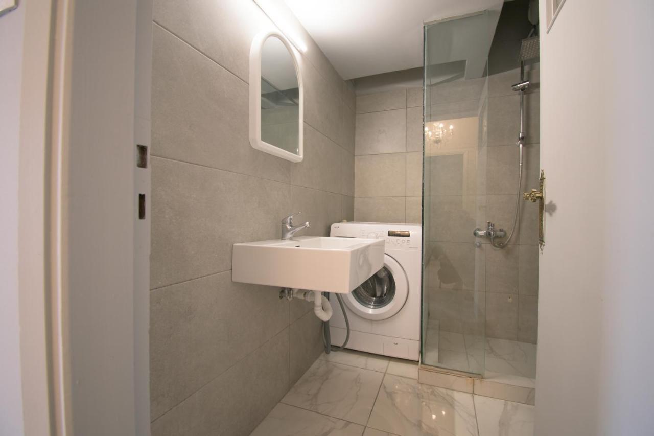 Central Cozy Flat ! Apartment Athens Luaran gambar