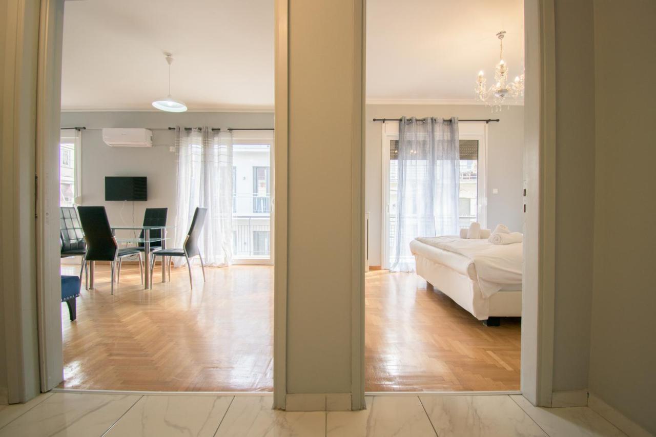 Central Cozy Flat ! Apartment Athens Luaran gambar